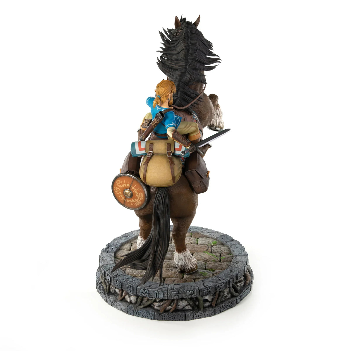 Breath of the Wild: Link On Horseback 22" Premium Resin Statue – Figure