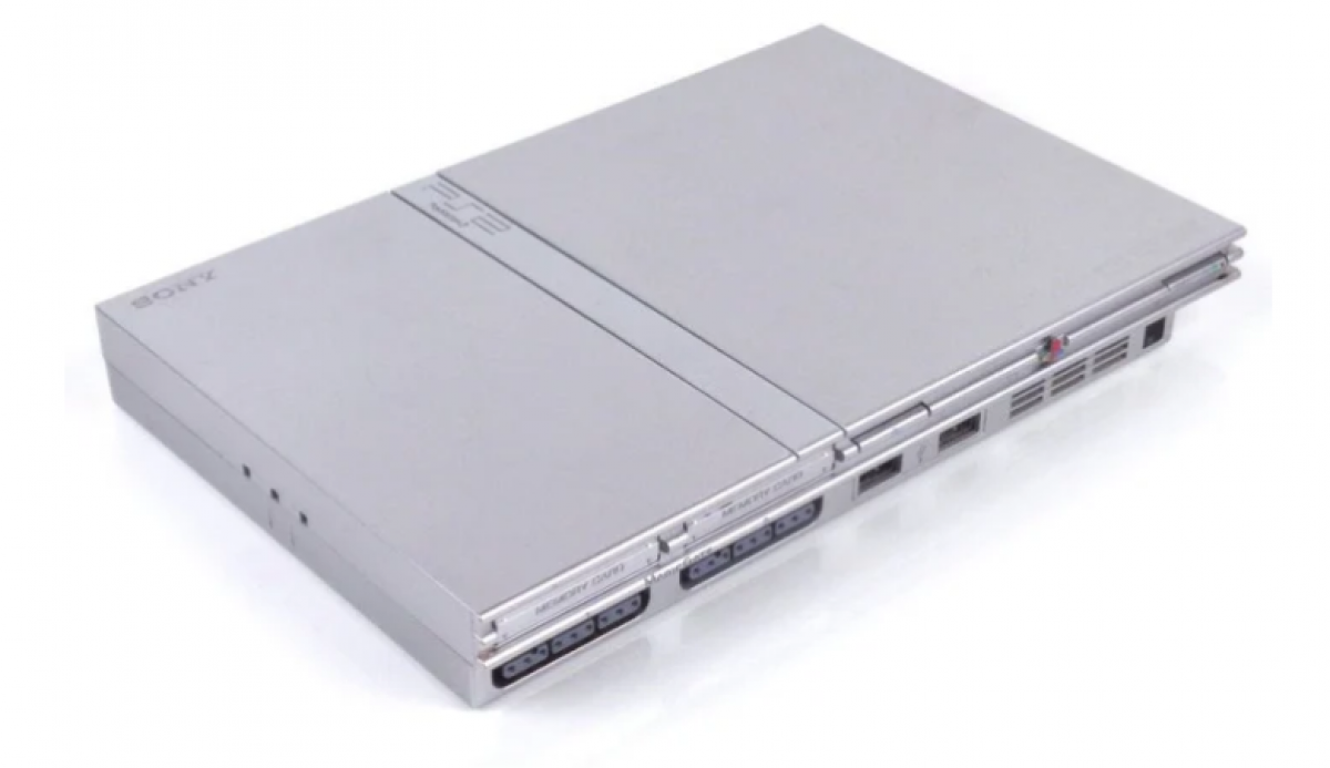 PlayStation 2 Slim Console (PS2) [Silver][JP Import - plays Japanese Games ONLY] – Good Condition