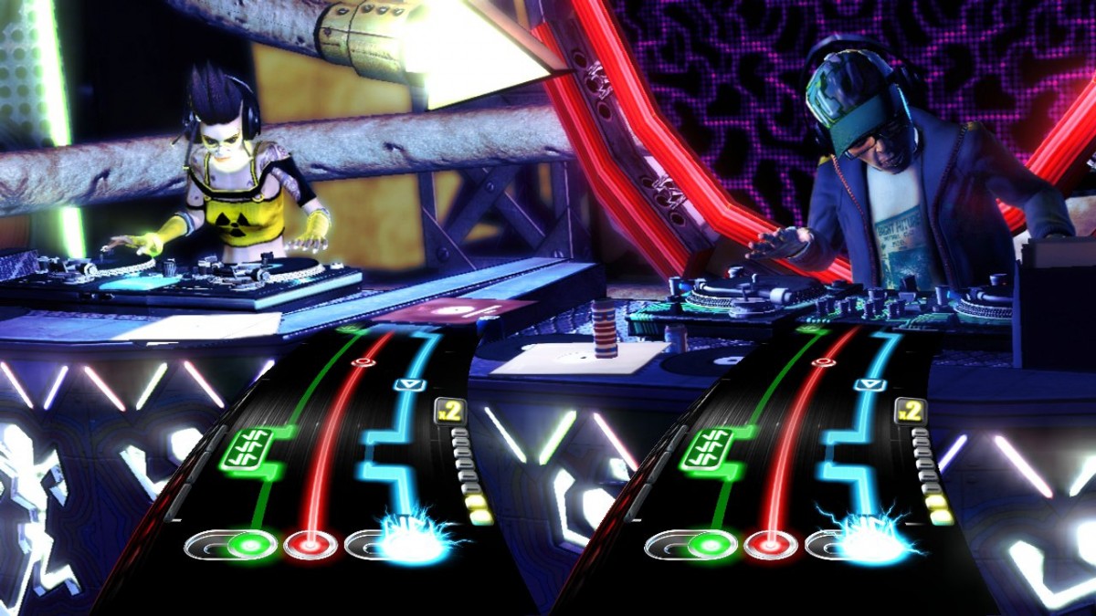 DJ Hero – Xbox 360 (X360)