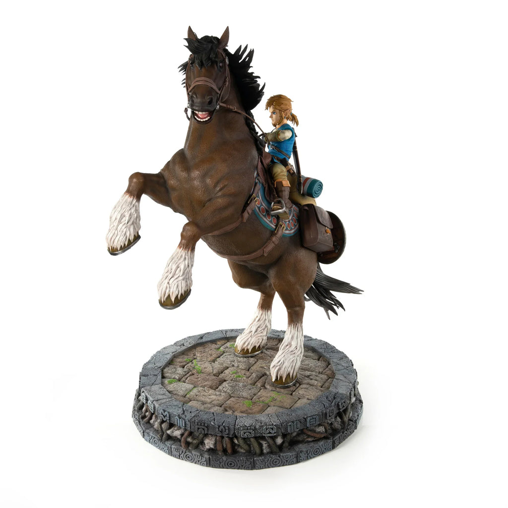 Breath of the Wild: Link On Horseback 22" Premium Resin Statue – Figure