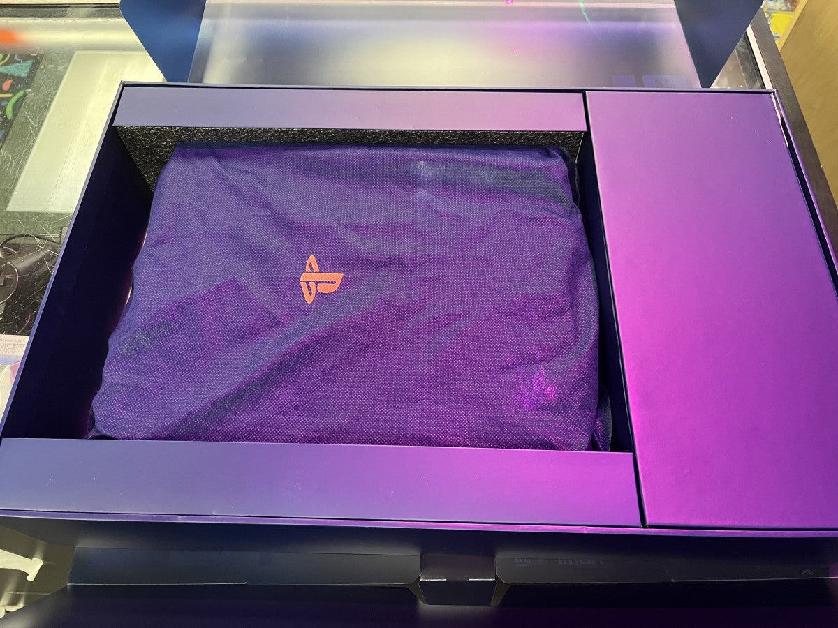 PS4 2TB [500 Million Limited Edition][In Box] – Good Condition