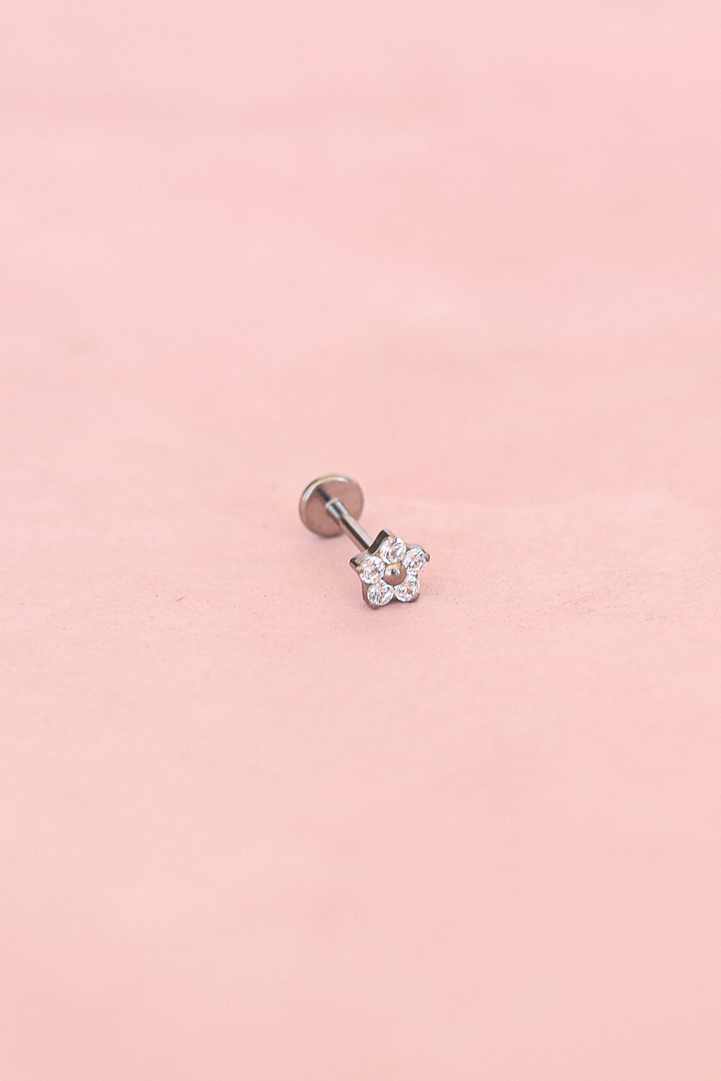 Daisy Flat Back Stud