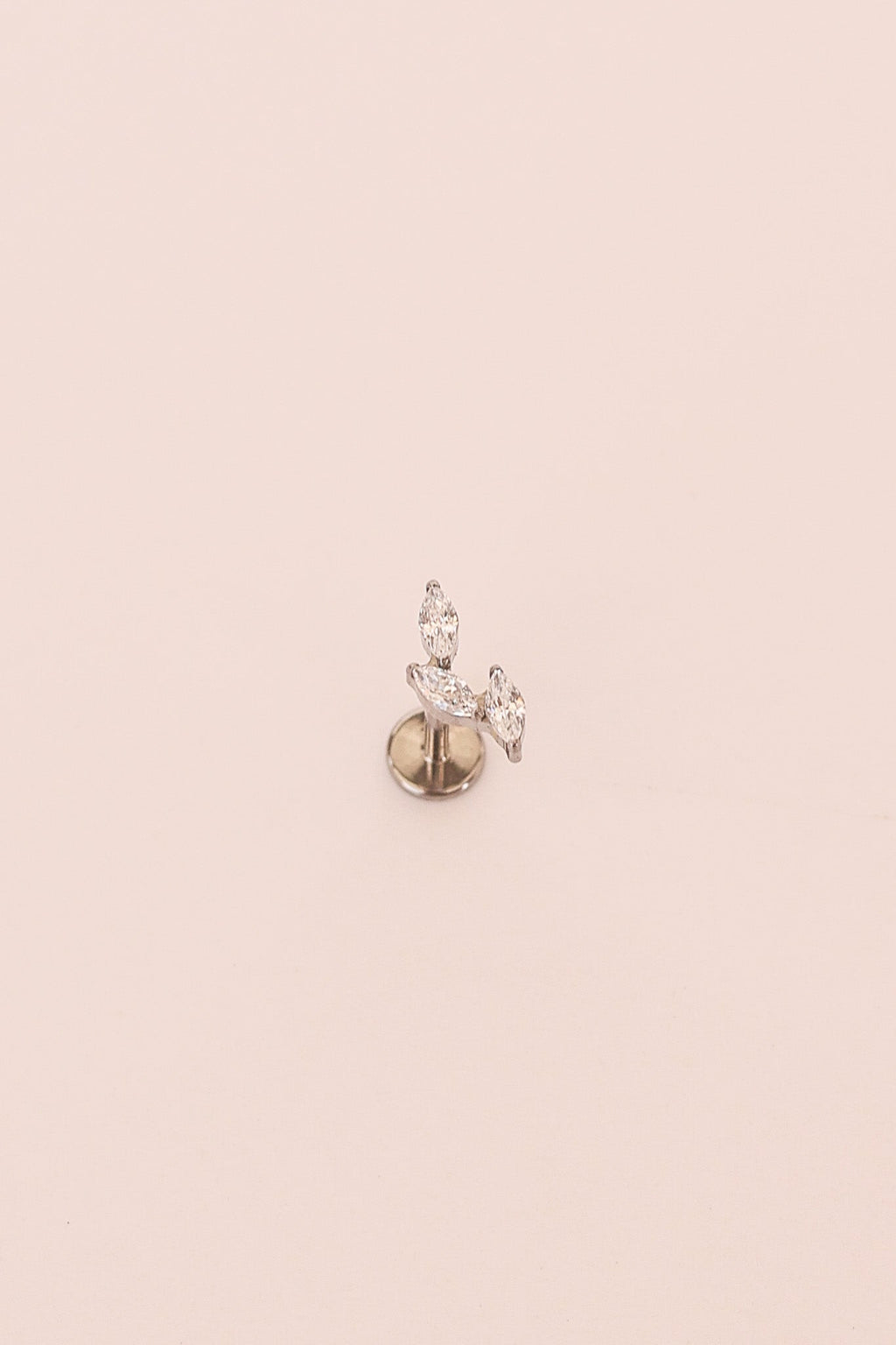 Vine Flat Back Stud