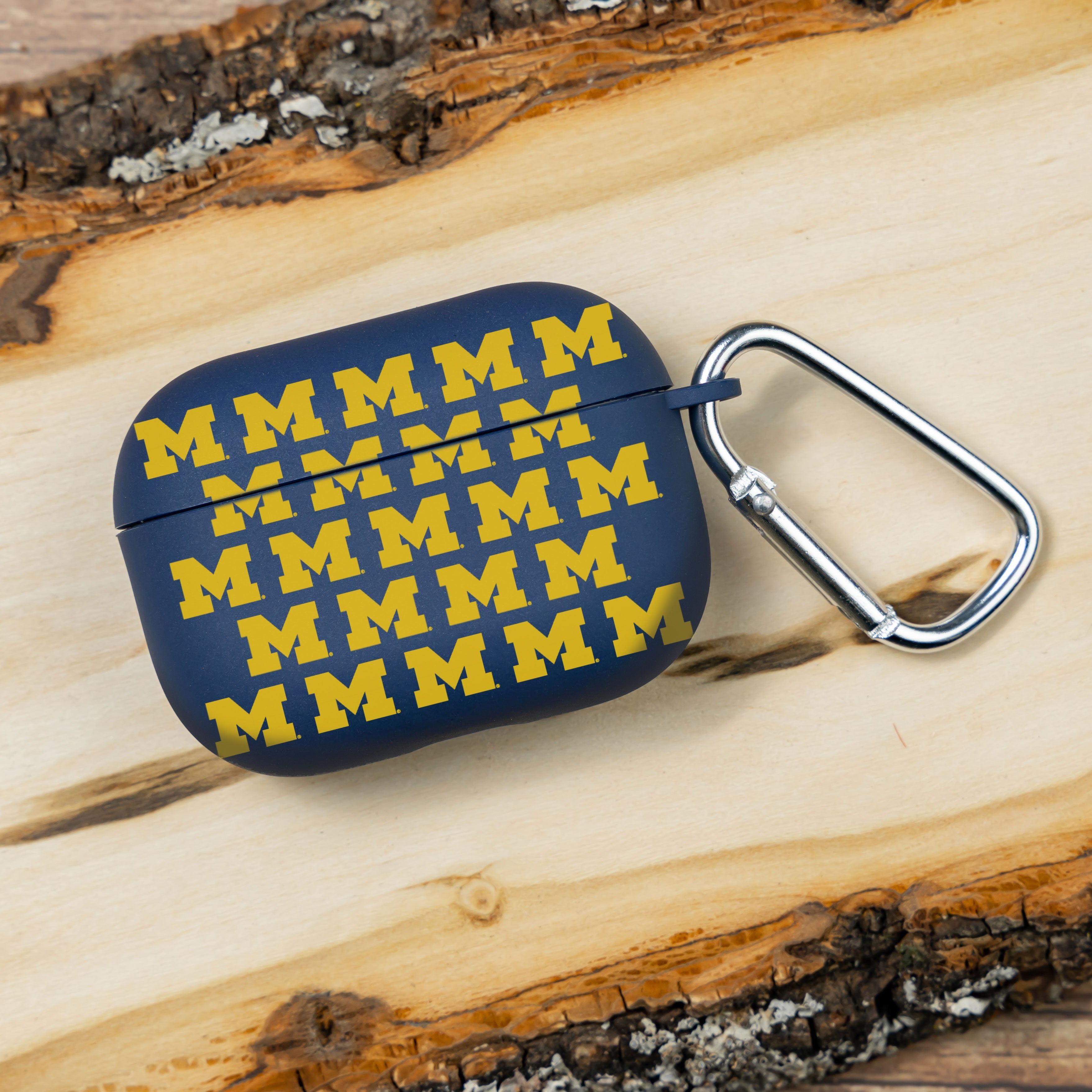 Michigan Wolverines HD AirPods Pro 1 & 2 Case Cover