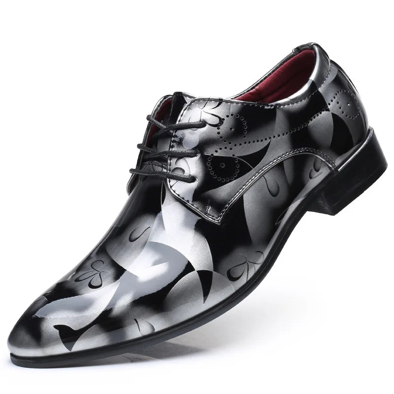 Luxury Men Oxford Shoes Retro Floral Pattern Men Dress Shoes Fashion Lace-Up Flats High Quality Business Men Party Wedding Shoes