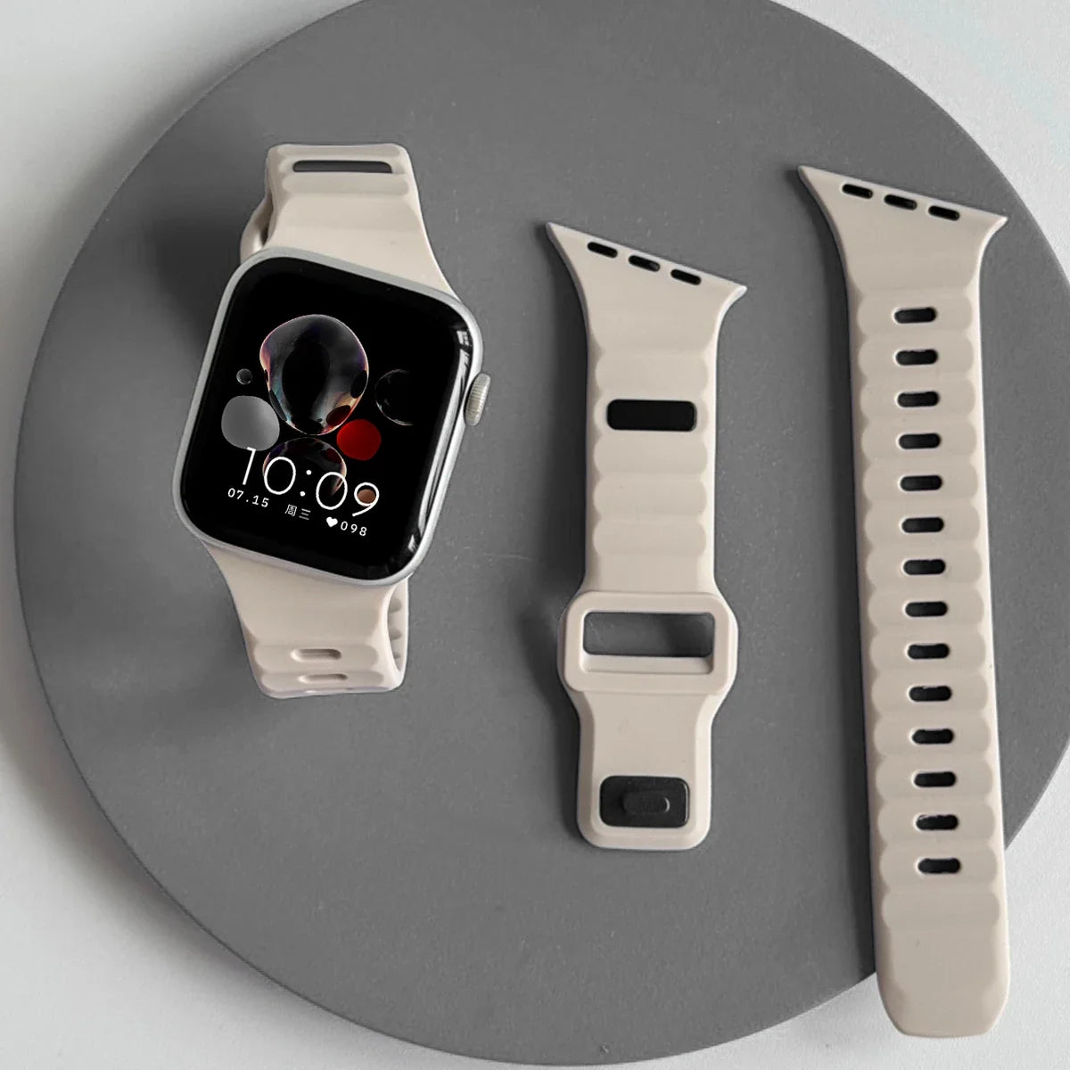 Silicone Sport Band for Apple Watch Ultra 3/2 49mm 42 44 38 40 41mm Two Tone Adjustable Strap for Iwatch S11 10 9 8 7 6 SE3 Belt
