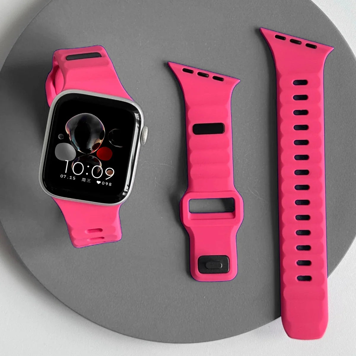 Silicone Sport Band for Apple Watch Ultra 3/2 49mm 42 44 38 40 41mm Two Tone Adjustable Strap for Iwatch S11 10 9 8 7 6 SE3 Belt