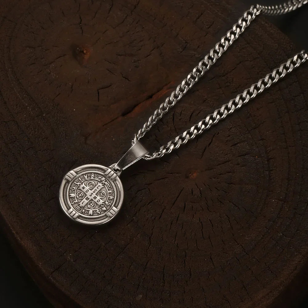 1PC Vintage Fadeless Stainless Steel Virgin Mary Necklace for Men Women Saint Benedict Medal Necklace Men Spiritual Jewelry