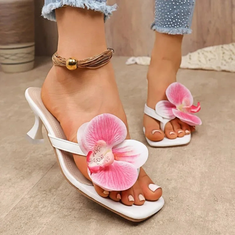 2025 New Women's Slippers Casual Fashionable High Quality Shoes for Women Shallow Women Sandals Elegant Flowers Design Slippers