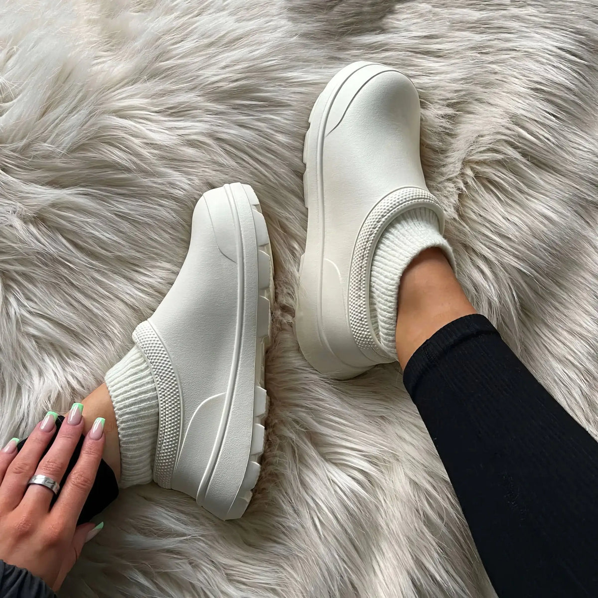 Stylish Anti-Slip Slip-On Shoe