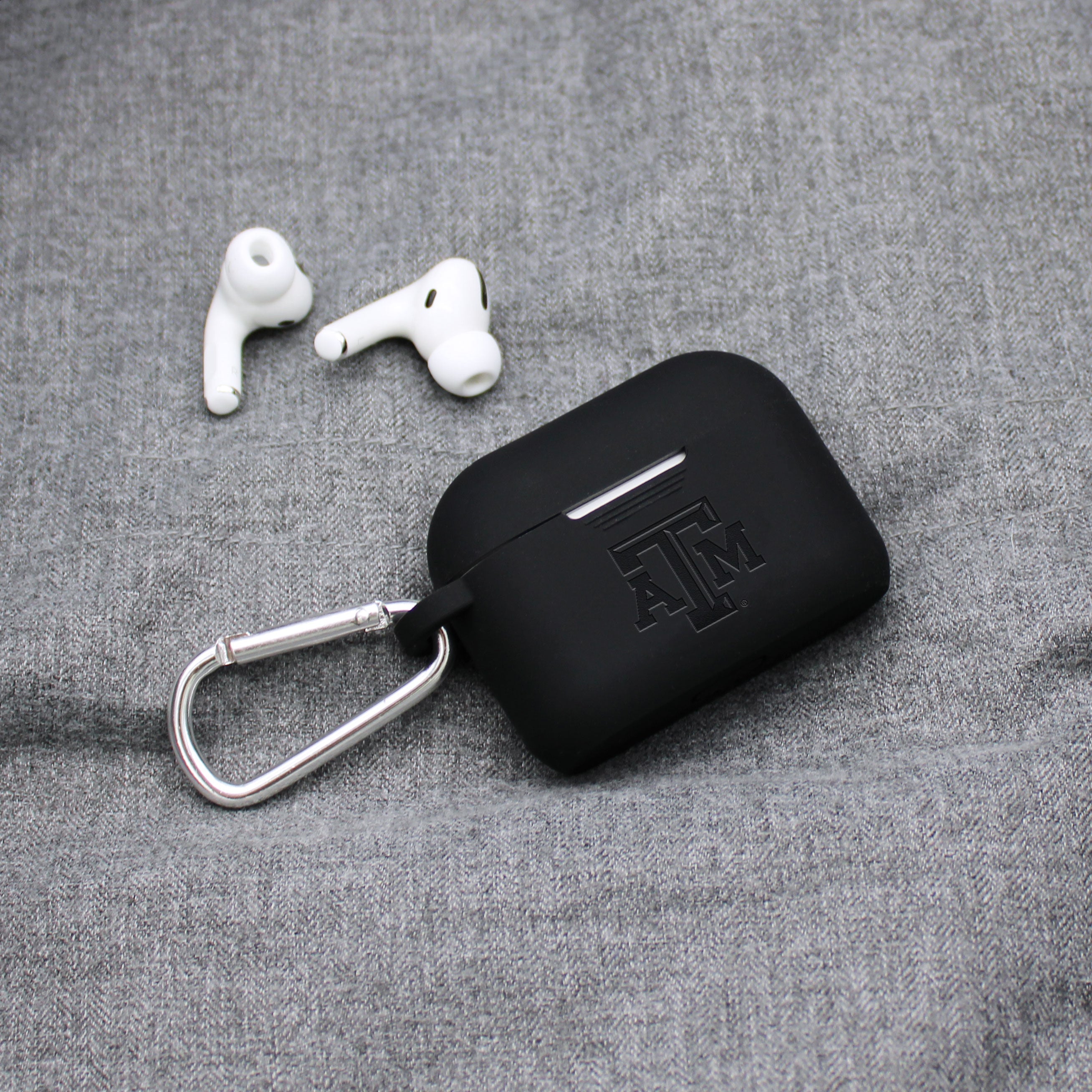 Texas A&M Aggies Engraved AirPods Pro 1 & 2 Case Cover
