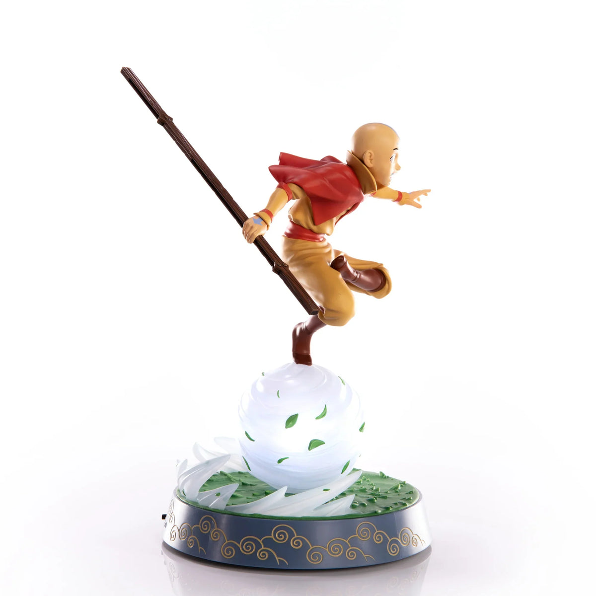 Aang 11" Statue Collector's Edition – Figure