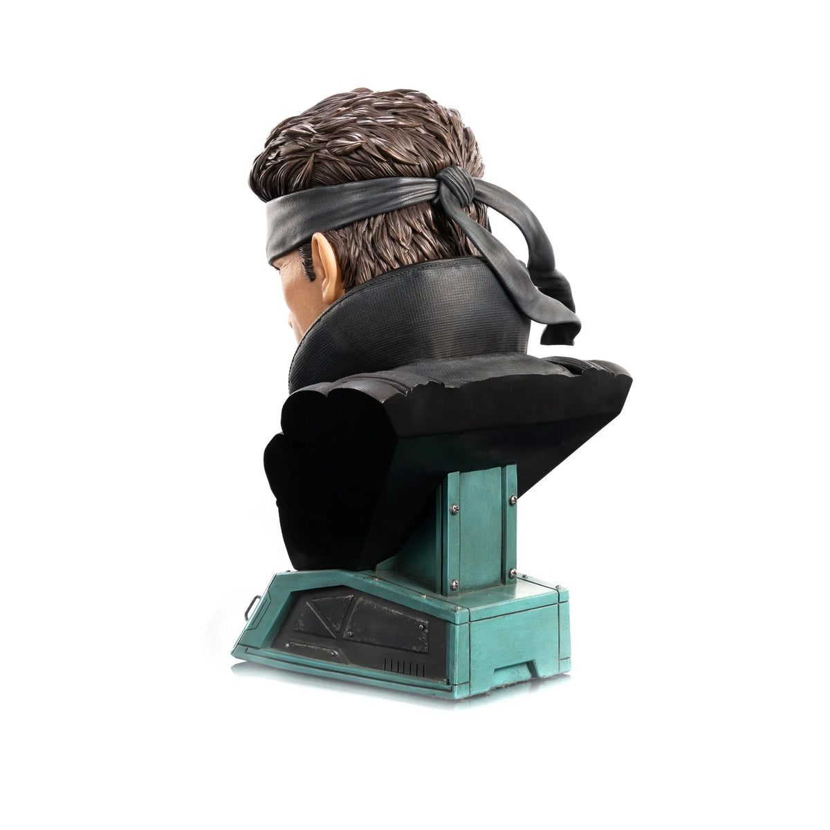 Solid Snake Grand Scale Bust 12" Premium Resin Statue – Figure
