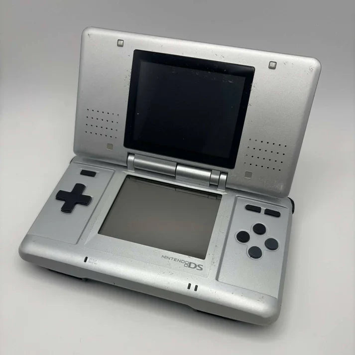 Nintendo DS System [Platinum] (DS) [Scratch and Scuff]