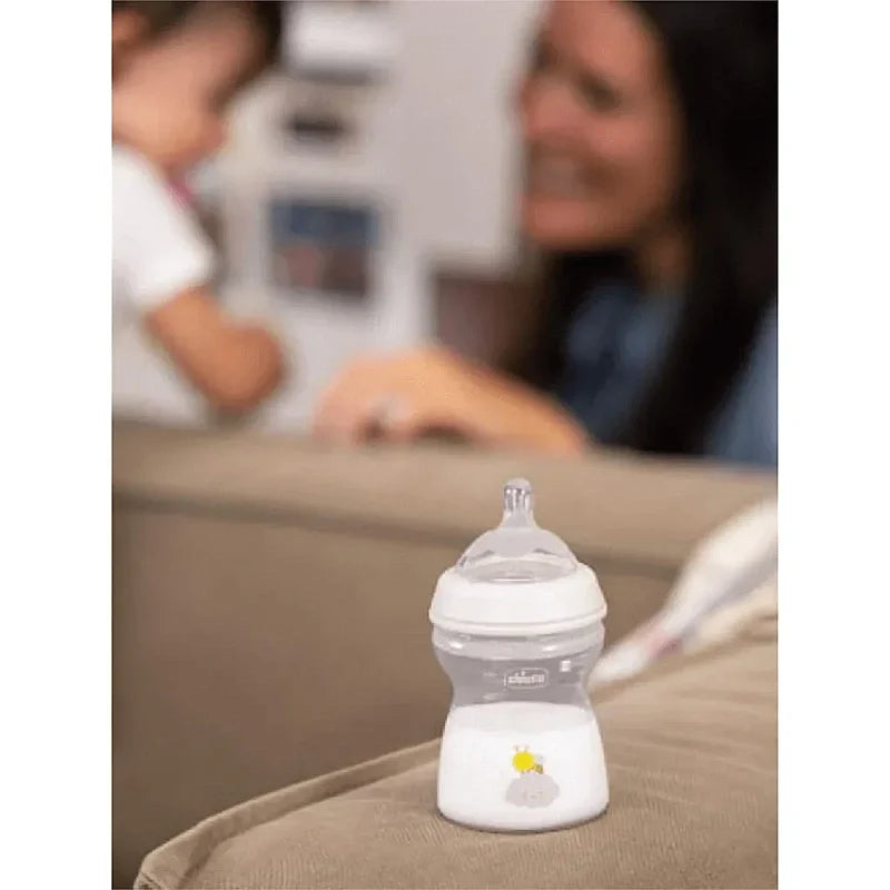 Chicco Natural Feeling Baby Bottle Soft Silicone Nipple 250ml