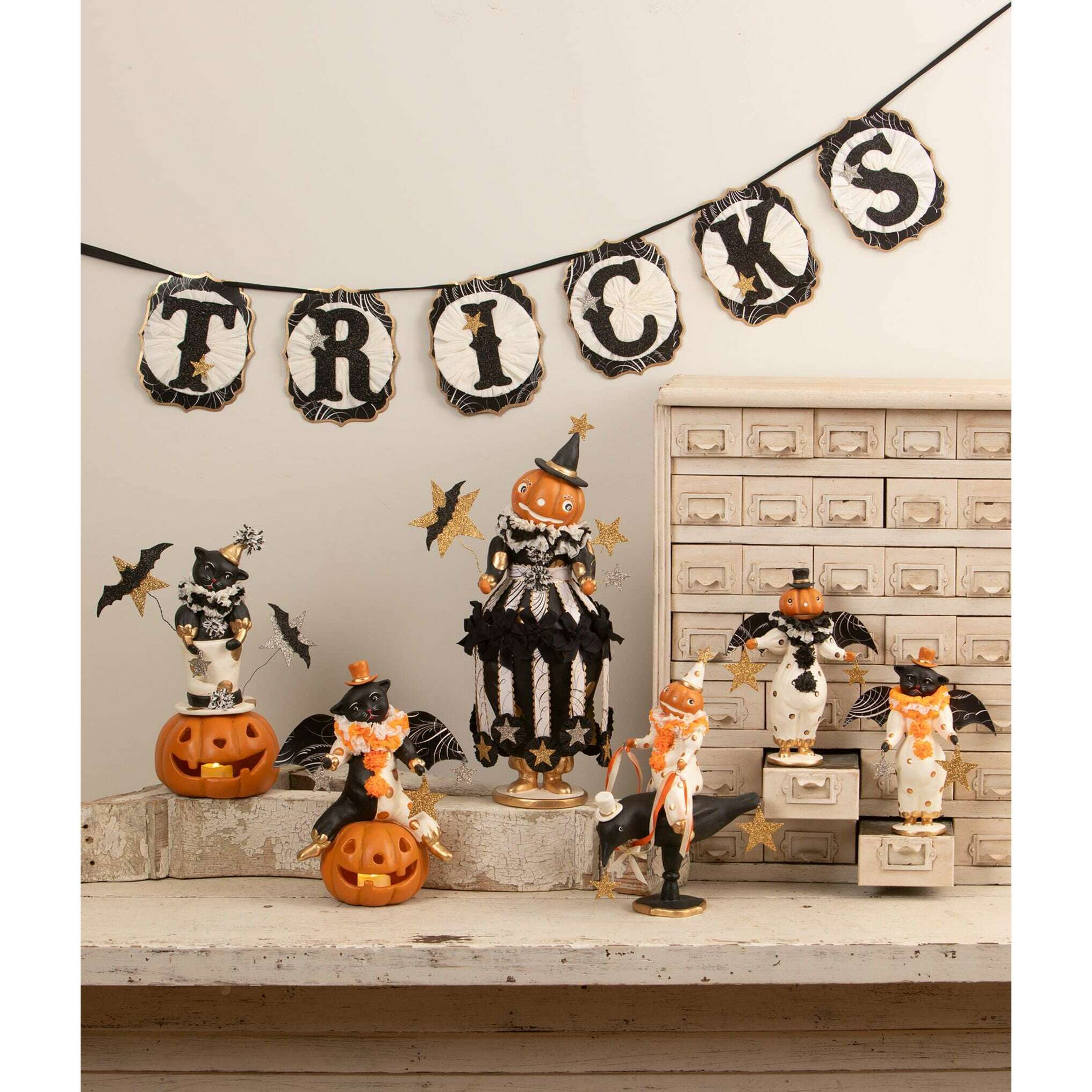 Clowning Cat on Jack | Halloween Decor | Bethany Lowe