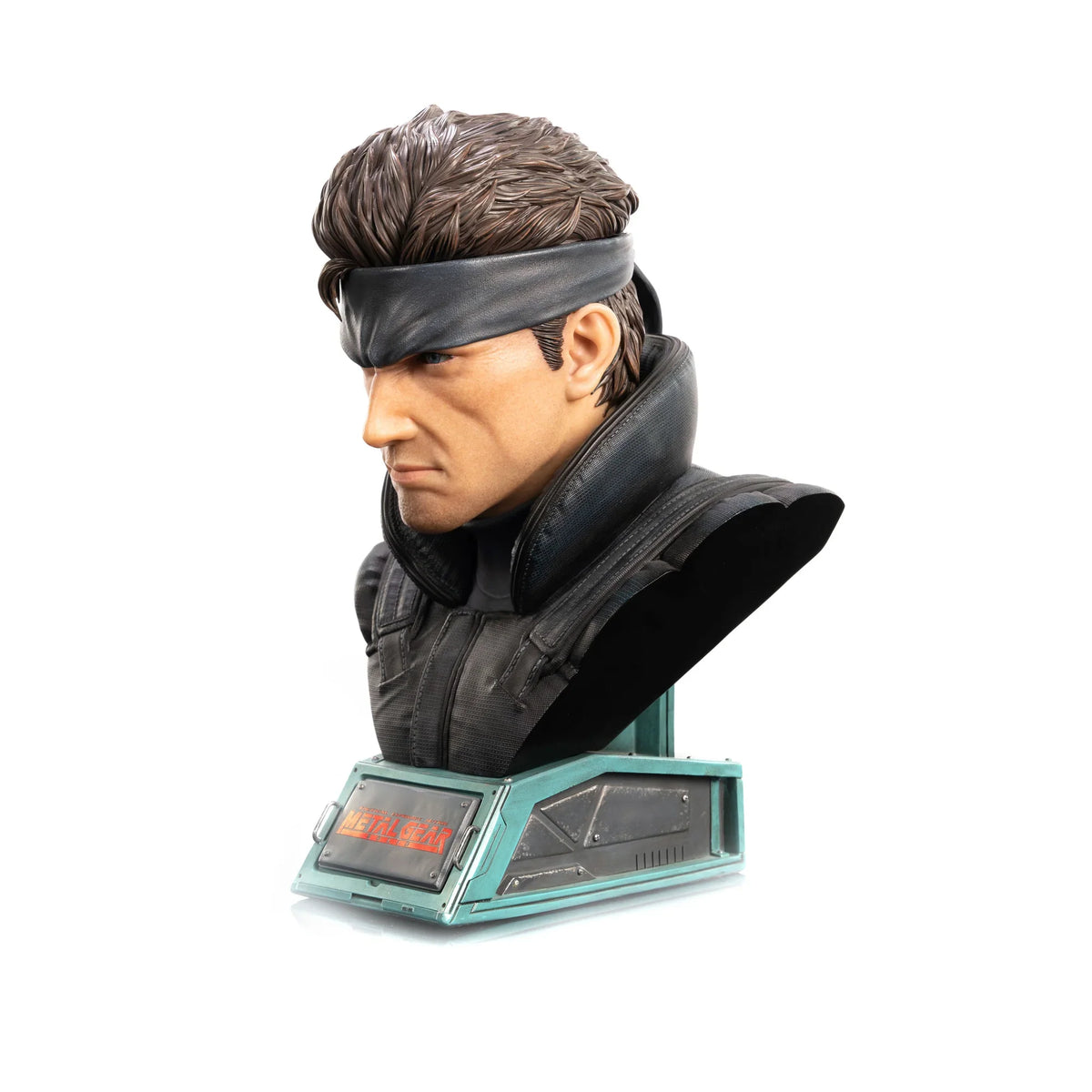 Solid Snake Grand Scale Bust 12" Premium Resin Statue – Figure
