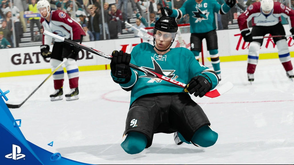 NHL 17 [Deluxe Edition] – PlayStation 4 (PS4)