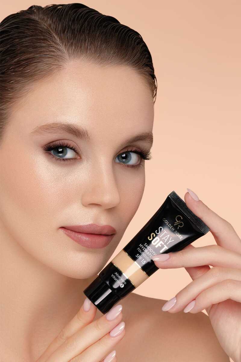 Golden Rose Stay Soft Smooth Hydrating Foundation 205