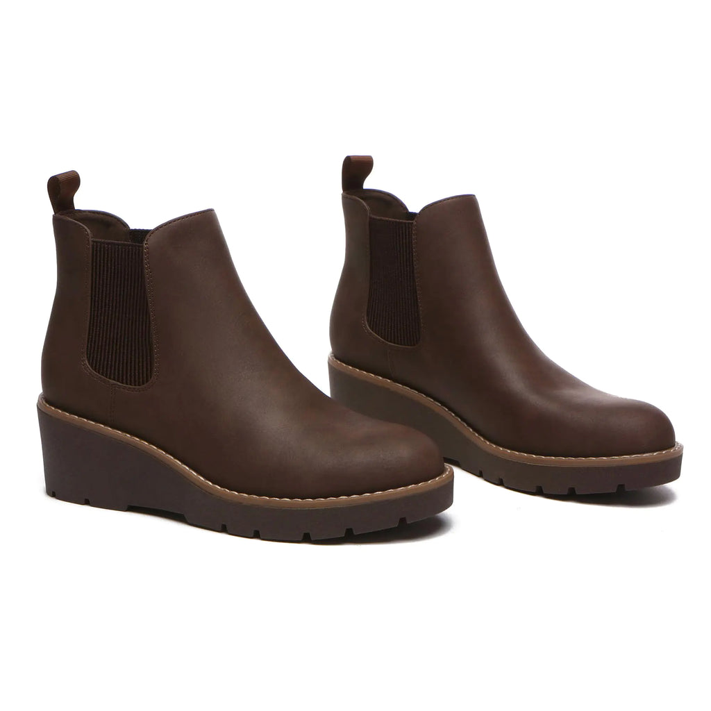Women's Chelsea Wedge Boots, Brown, Size 6.5
