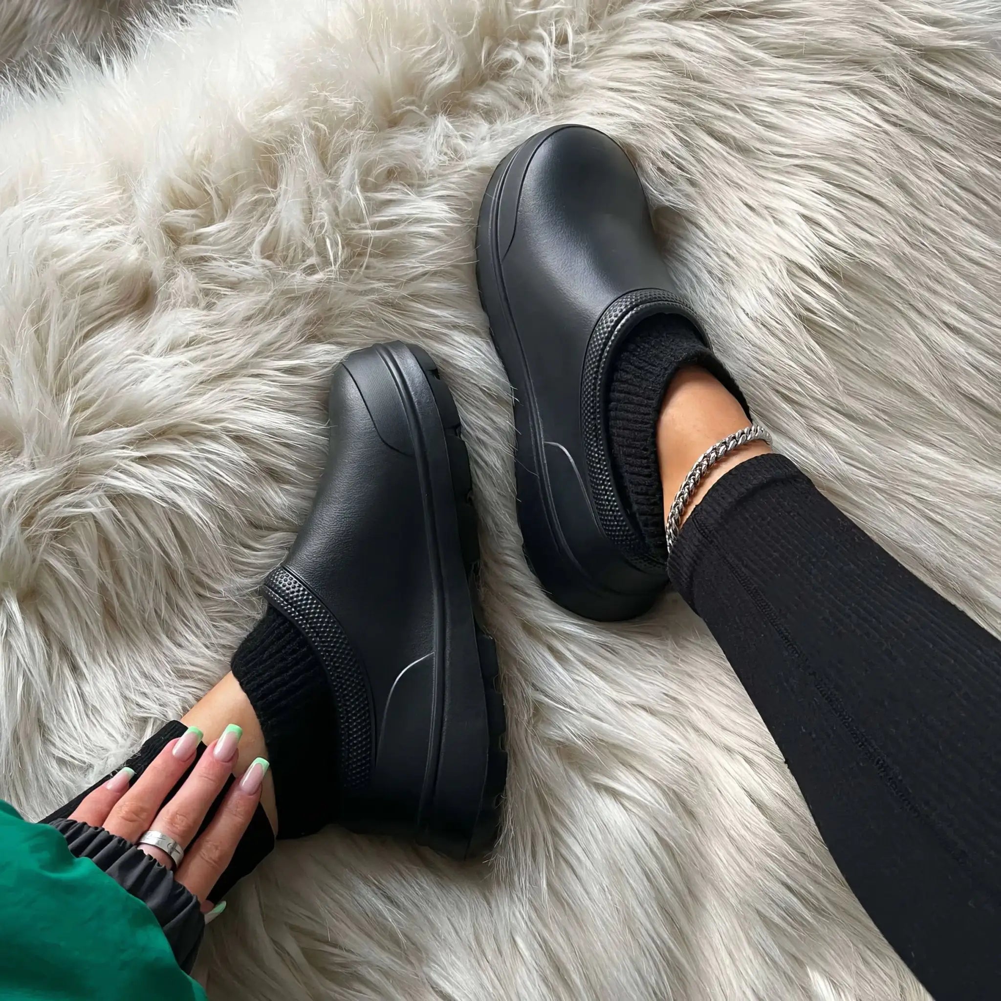 Stylish Anti-Slip Slip-On Shoe