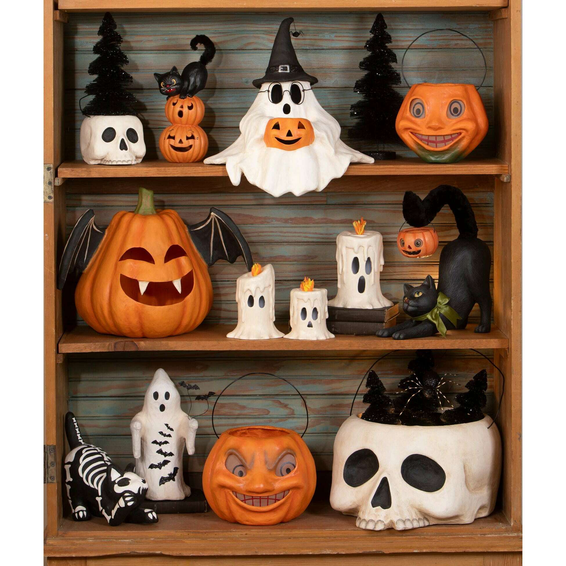 Small Pumpkin Stack Black Cat | Halloween Decor | Bethany Lowe