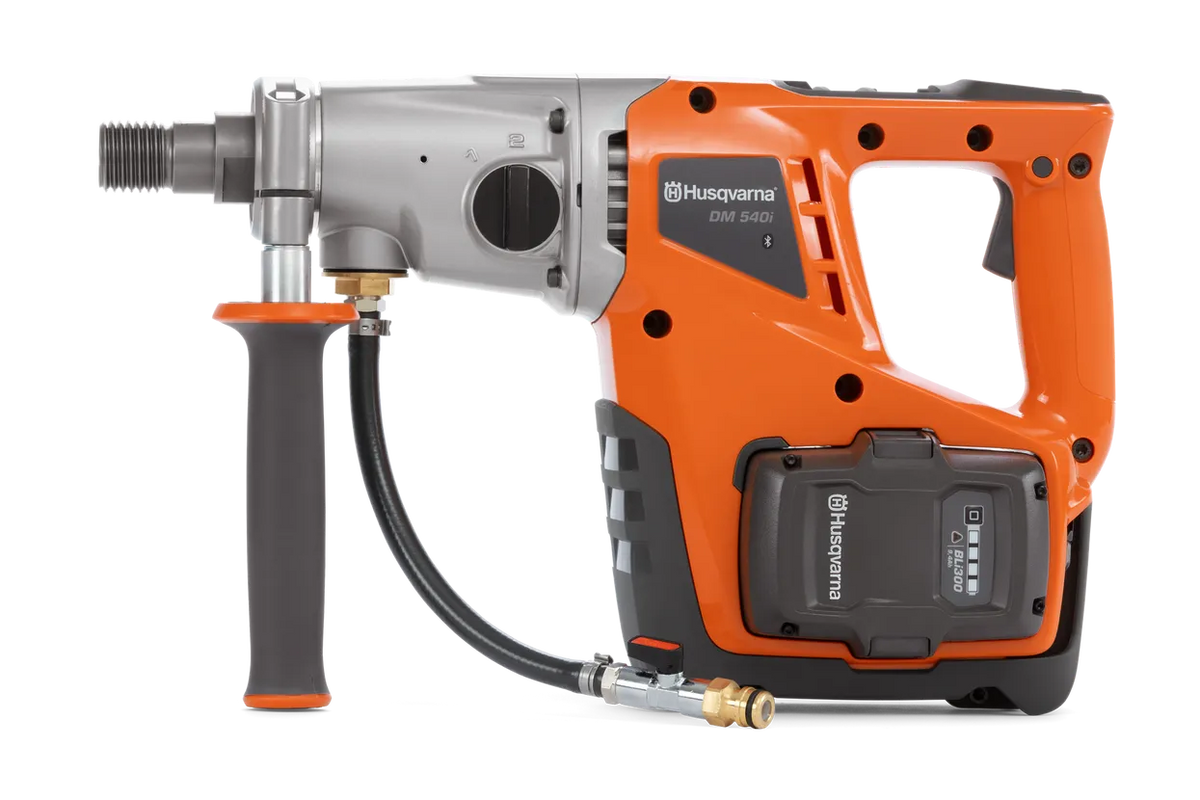 Husqvarna 970493706 DM 540i Battery Powered Core Drill Kit